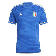 The Timeless Elegance of the Italy Football Kit: A Symbol of Italian Football Heritage