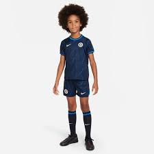 Supporting the Blues: Get Your Young Football Fanatic a Chelsea Football Kit Junior