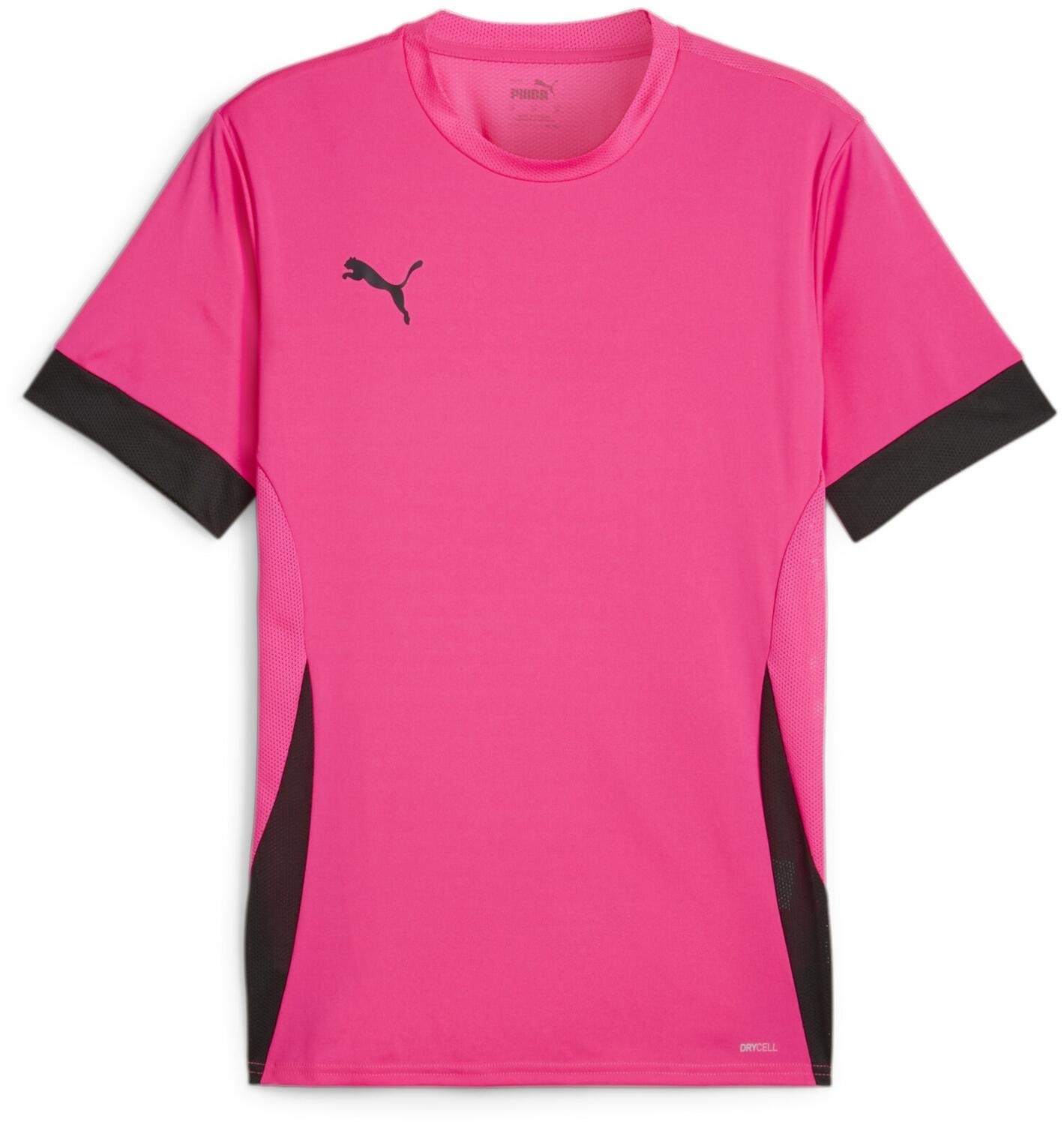 Exploring the Allure of Pink Football Kits: A Trendsetter on the Pitch