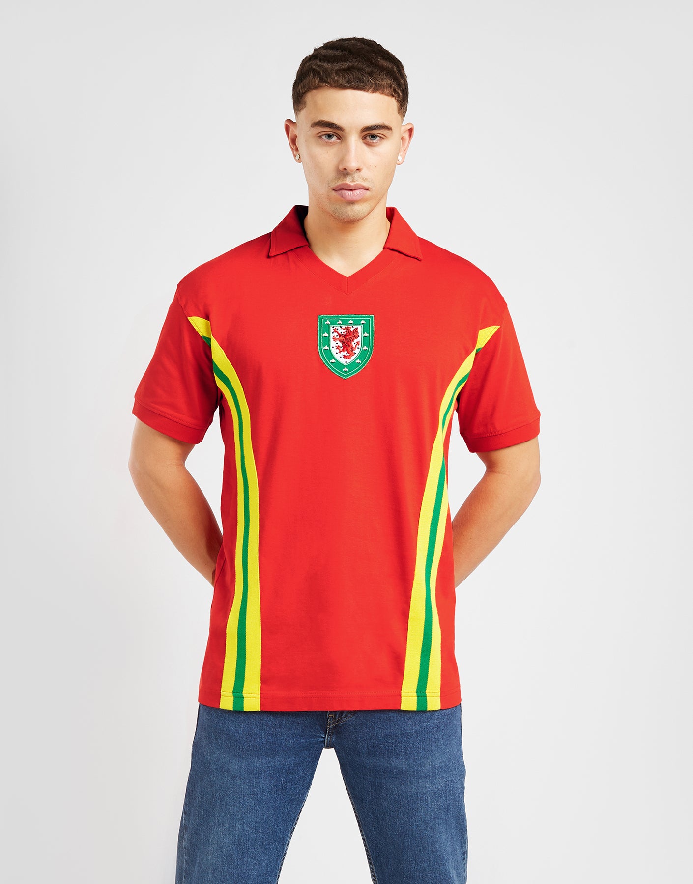 Pride and Passion: The Iconic Wales Football Shirt