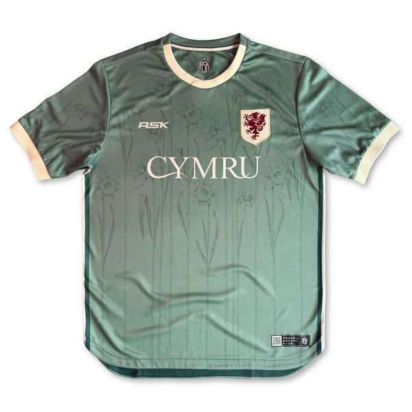 The Timeless Elegance of the Wales Football Top: A Symbol of Welsh Pride